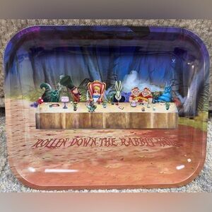 V Syndicate Large Alice In Stonerland 3D Premium Metal Rolling Tray NEW